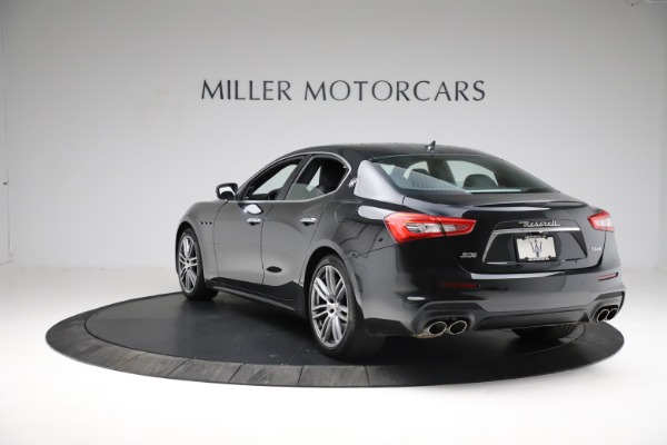 Used 2018 Maserati Ghibli S Q4 Gransport for sale Sold at Alfa Romeo of Greenwich in Greenwich CT 06830 5