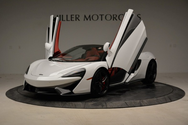 Used 2018 McLaren 570S Spider for sale Sold at Alfa Romeo of Greenwich in Greenwich CT 06830 14