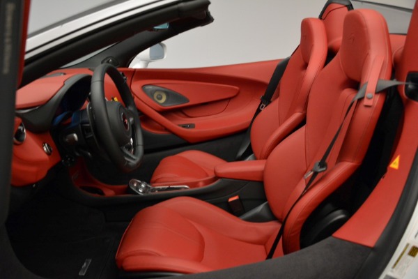 New 2018 McLaren 570S Spider for sale Sold at Alfa Romeo of Greenwich in Greenwich CT 06830 27