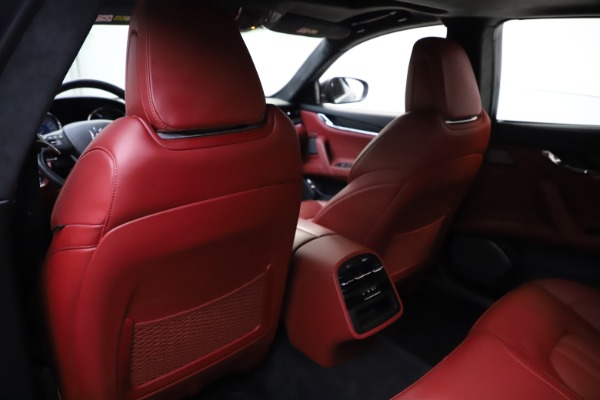 Used 2018 Maserati Quattroporte S Q4 GranSport for sale $67,900 at Alfa Romeo of Greenwich in Greenwich CT 06830 20
