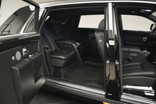 Used 2014 Rolls-Royce Phantom EWB for sale Sold at Alfa Romeo of Greenwich in Greenwich CT 06830 11