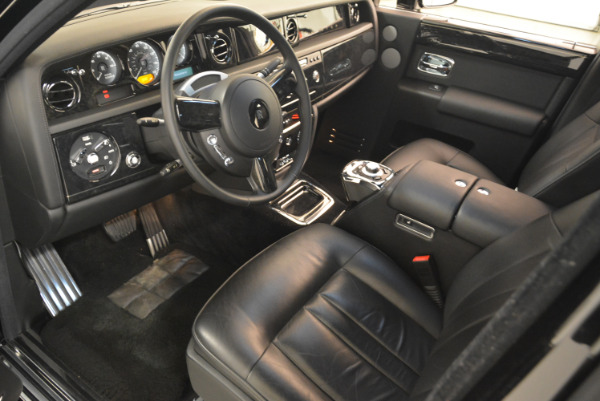 Used 2014 Rolls-Royce Phantom EWB for sale Sold at Alfa Romeo of Greenwich in Greenwich CT 06830 26