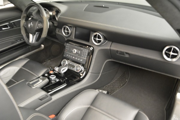 Used 2012 Mercedes-Benz SLS AMG for sale Sold at Alfa Romeo of Greenwich in Greenwich CT 06830 26