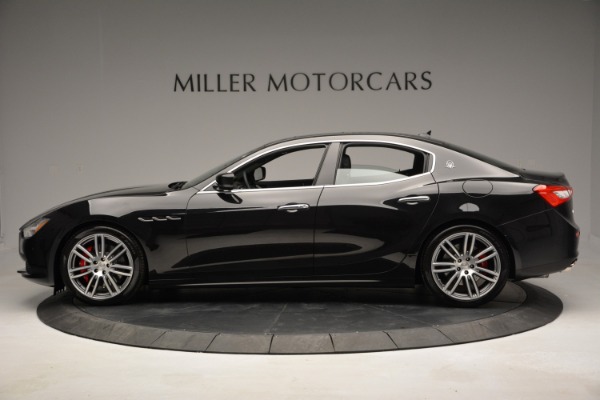 Used 2015 Maserati Ghibli S Q4 for sale Sold at Alfa Romeo of Greenwich in Greenwich CT 06830 3