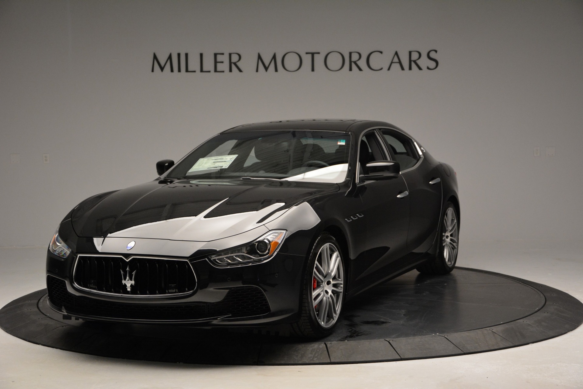 Used 2015 Maserati Ghibli S Q4 for sale Sold at Alfa Romeo of Greenwich in Greenwich CT 06830 1