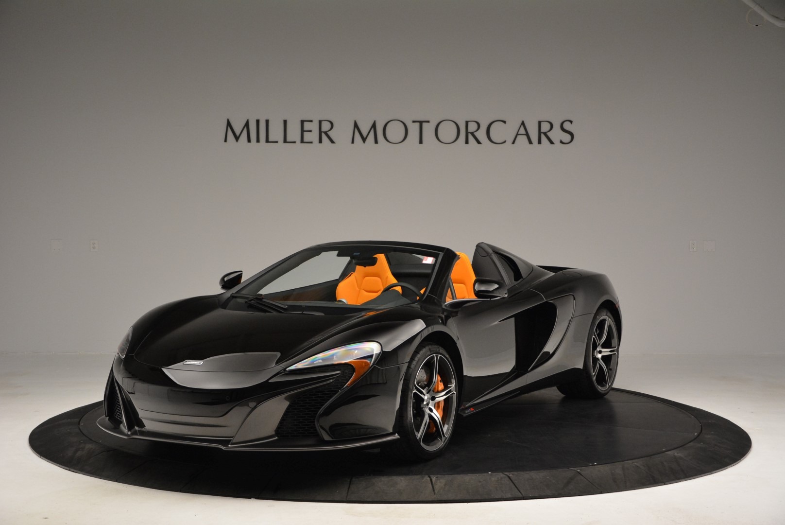 Used 2015 McLaren 650S Spider for sale Sold at Alfa Romeo of Greenwich in Greenwich CT 06830 1