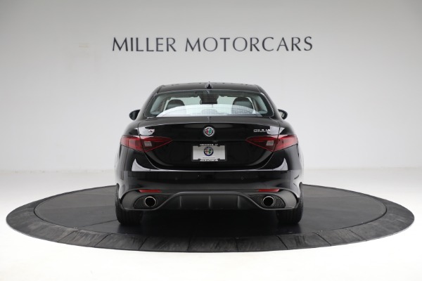 Used 2018 Alfa Romeo Giulia Ti Sport Q4 for sale Sold at Alfa Romeo of Greenwich in Greenwich CT 06830 6