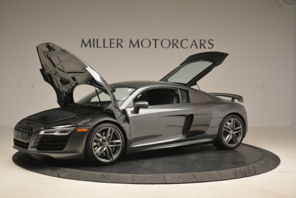 Used 2014 Audi R8 5.2 quattro for sale Sold at Alfa Romeo of Greenwich in Greenwich CT 06830 13