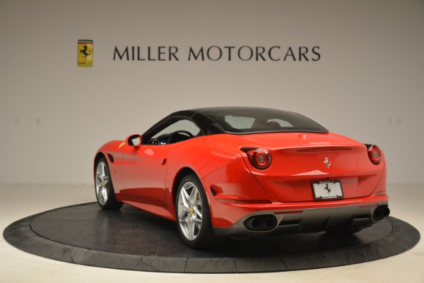 Used 2016 Ferrari California T Handling Speciale for sale Sold at Alfa Romeo of Greenwich in Greenwich CT 06830 17