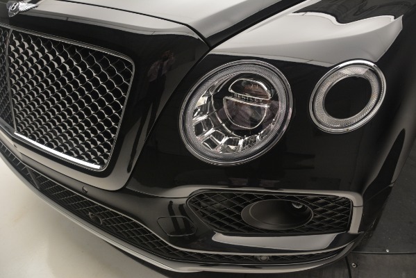 New 2019 Bentley Bentayga V8 for sale Sold at Alfa Romeo of Greenwich in Greenwich CT 06830 14