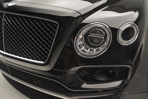 New 2019 Bentley Bentayga V8 for sale Sold at Alfa Romeo of Greenwich in Greenwich CT 06830 14