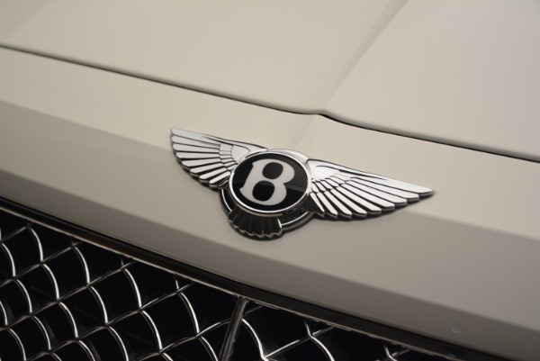 Used 2018 Bentley Bentayga Signature for sale Sold at Alfa Romeo of Greenwich in Greenwich CT 06830 15