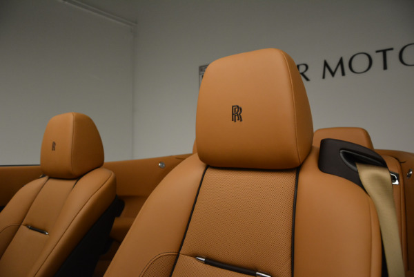Used 2018 Rolls-Royce Dawn for sale Sold at Alfa Romeo of Greenwich in Greenwich CT 06830 20