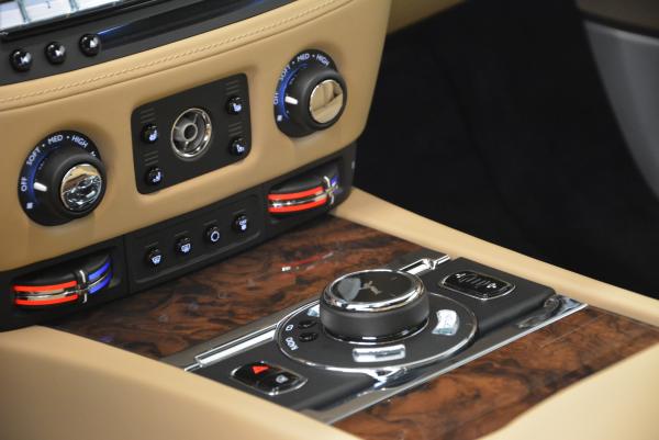 New 2016 Rolls-Royce Wraith for sale Sold at Alfa Romeo of Greenwich in Greenwich CT 06830 24