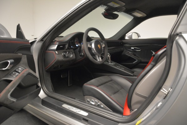 Used 2015 Porsche 911 GT3 for sale Sold at Alfa Romeo of Greenwich in Greenwich CT 06830 24