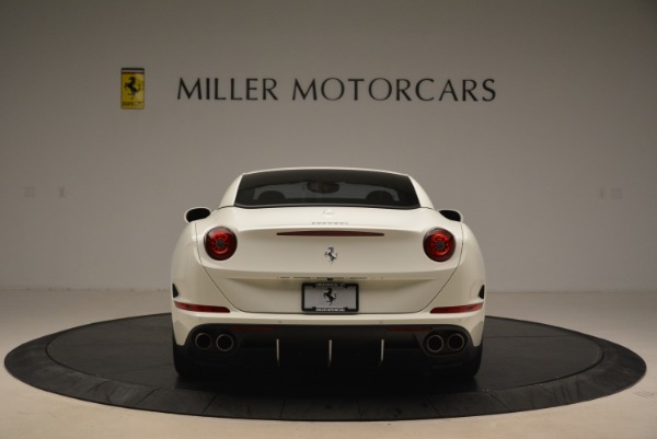 Used 2015 Ferrari California T for sale Sold at Alfa Romeo of Greenwich in Greenwich CT 06830 18