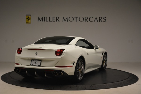 Used 2015 Ferrari California T for sale Sold at Alfa Romeo of Greenwich in Greenwich CT 06830 19