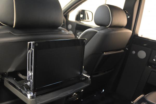 New 2016 Rolls-Royce Phantom for sale Sold at Alfa Romeo of Greenwich in Greenwich CT 06830 17