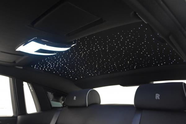 New 2016 Rolls-Royce Phantom for sale Sold at Alfa Romeo of Greenwich in Greenwich CT 06830 25