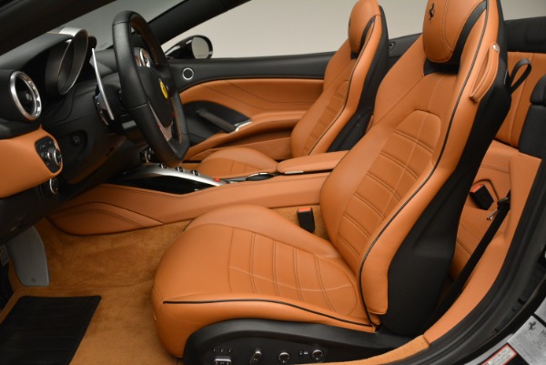 Used 2015 Ferrari California T for sale Sold at Alfa Romeo of Greenwich in Greenwich CT 06830 26