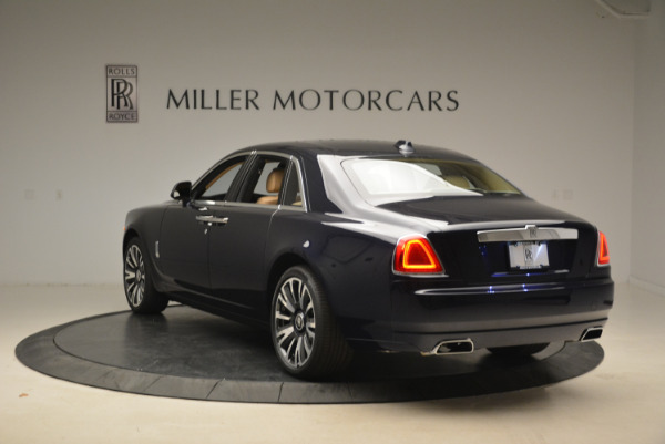 Used 2018 Rolls-Royce Ghost for sale Sold at Alfa Romeo of Greenwich in Greenwich CT 06830 7