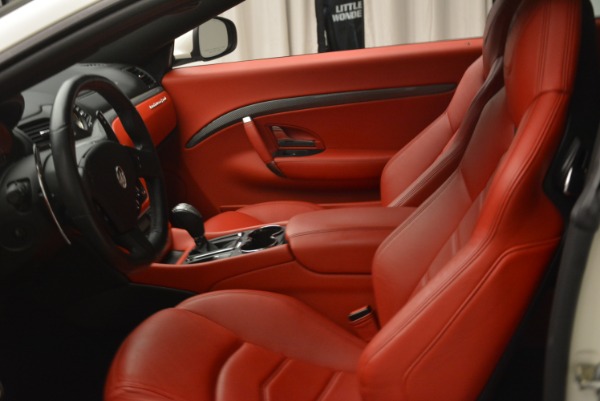 Used 2015 Maserati GranTurismo Sport for sale Sold at Alfa Romeo of Greenwich in Greenwich CT 06830 14