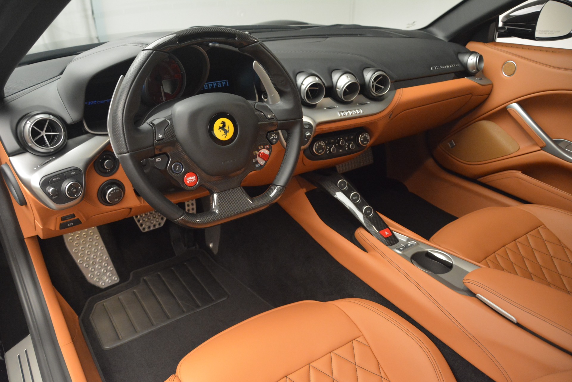 Ferrari f12 Interior