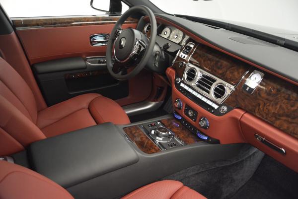 Used 2016 Rolls-Royce Ghost for sale Sold at Alfa Romeo of Greenwich in Greenwich CT 06830 23