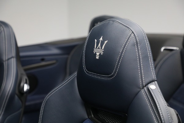 Used 2018 Maserati GranTurismo Sport for sale $109,900 at Alfa Romeo of Greenwich in Greenwich CT 06830 21