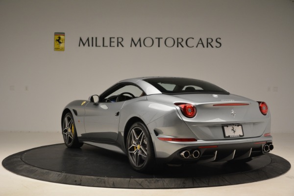 Used 2018 Ferrari California T for sale Sold at Alfa Romeo of Greenwich in Greenwich CT 06830 17