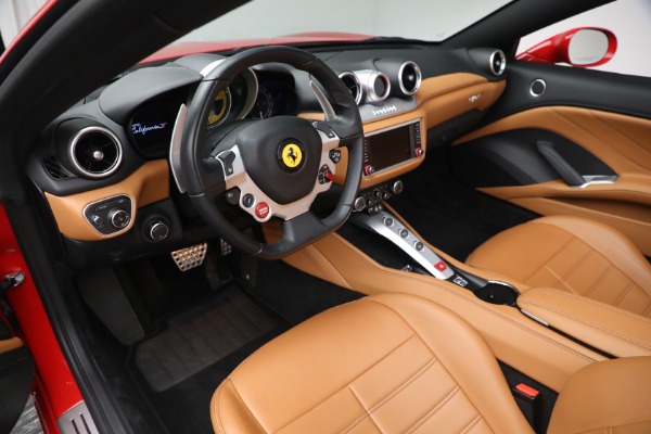 Used 2016 Ferrari California T Handling Speciale for sale Sold at Alfa Romeo of Greenwich in Greenwich CT 06830 19
