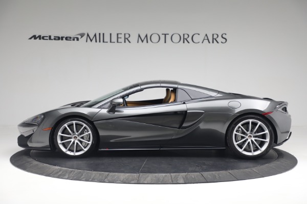 Used 2018 McLaren 570S Spider for sale $189,900 at Alfa Romeo of Greenwich in Greenwich CT 06830 17
