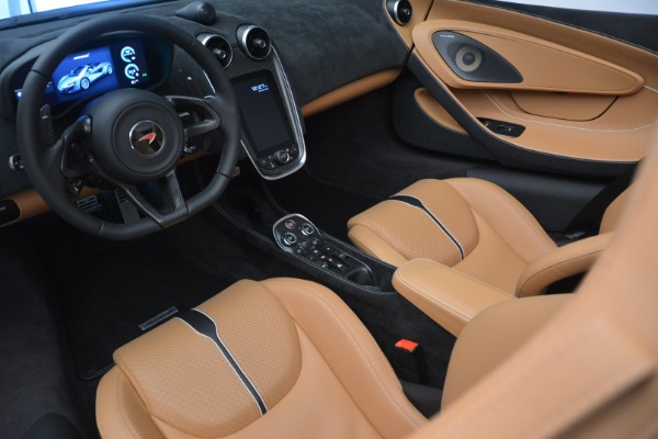 Used 2018 McLaren 570S Spider for sale Sold at Alfa Romeo of Greenwich in Greenwich CT 06830 25