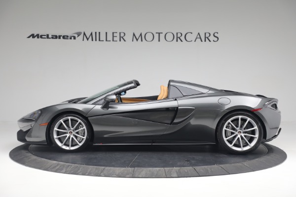 Used 2018 McLaren 570S Spider for sale Sold at Alfa Romeo of Greenwich in Greenwich CT 06830 3