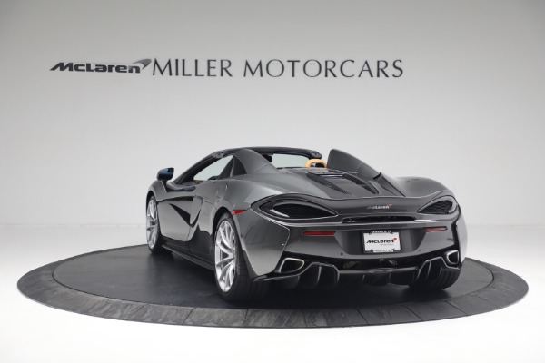 Used 2018 McLaren 570S Spider for sale $189,900 at Alfa Romeo of Greenwich in Greenwich CT 06830 5