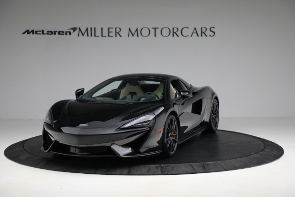 Used 2018 McLaren 570S Spider for sale Sold at Alfa Romeo of Greenwich in Greenwich CT 06830 13