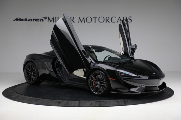 Used 2018 McLaren 570S Spider for sale Sold at Alfa Romeo of Greenwich in Greenwich CT 06830 28