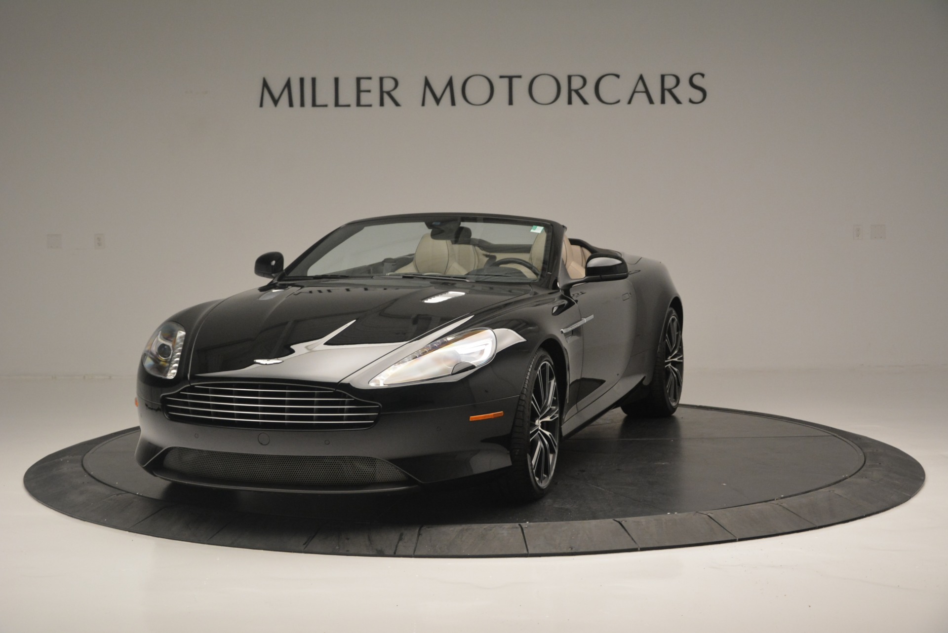 Used 2015 Aston Martin DB9 Volante for sale Sold at Alfa Romeo of Greenwich in Greenwich CT 06830 1