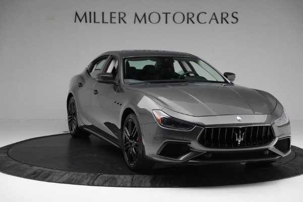 Used 2018 Maserati Ghibli SQ4 GranSport Nerissimo for sale Sold at Alfa Romeo of Greenwich in Greenwich CT 06830 11