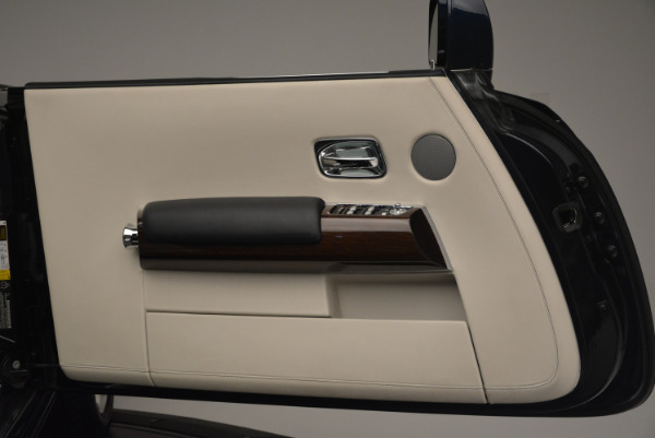 Used 2014 Rolls-Royce Phantom Drophead Coupe for sale Sold at Alfa Romeo of Greenwich in Greenwich CT 06830 21