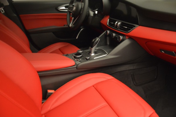 New 2018 Alfa Romeo Giulia Q4 for sale Sold at Alfa Romeo of Greenwich in Greenwich CT 06830 26
