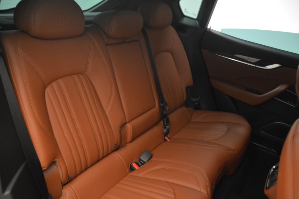 New 2018 Maserati Levante S Q4 GranLusso for sale Sold at Alfa Romeo of Greenwich in Greenwich CT 06830 23