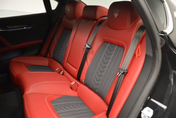 New 2018 Maserati Quattroporte S Q4 GranLusso for sale Sold at Alfa Romeo of Greenwich in Greenwich CT 06830 18