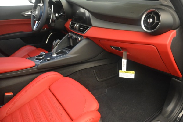 New 2018 Alfa Romeo Giulia Ti Sport Q4 for sale Sold at Alfa Romeo of Greenwich in Greenwich CT 06830 19