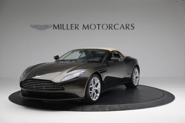 Used 2019 Aston Martin DB11 Volante for sale Sold at Alfa Romeo of Greenwich in Greenwich CT 06830 13