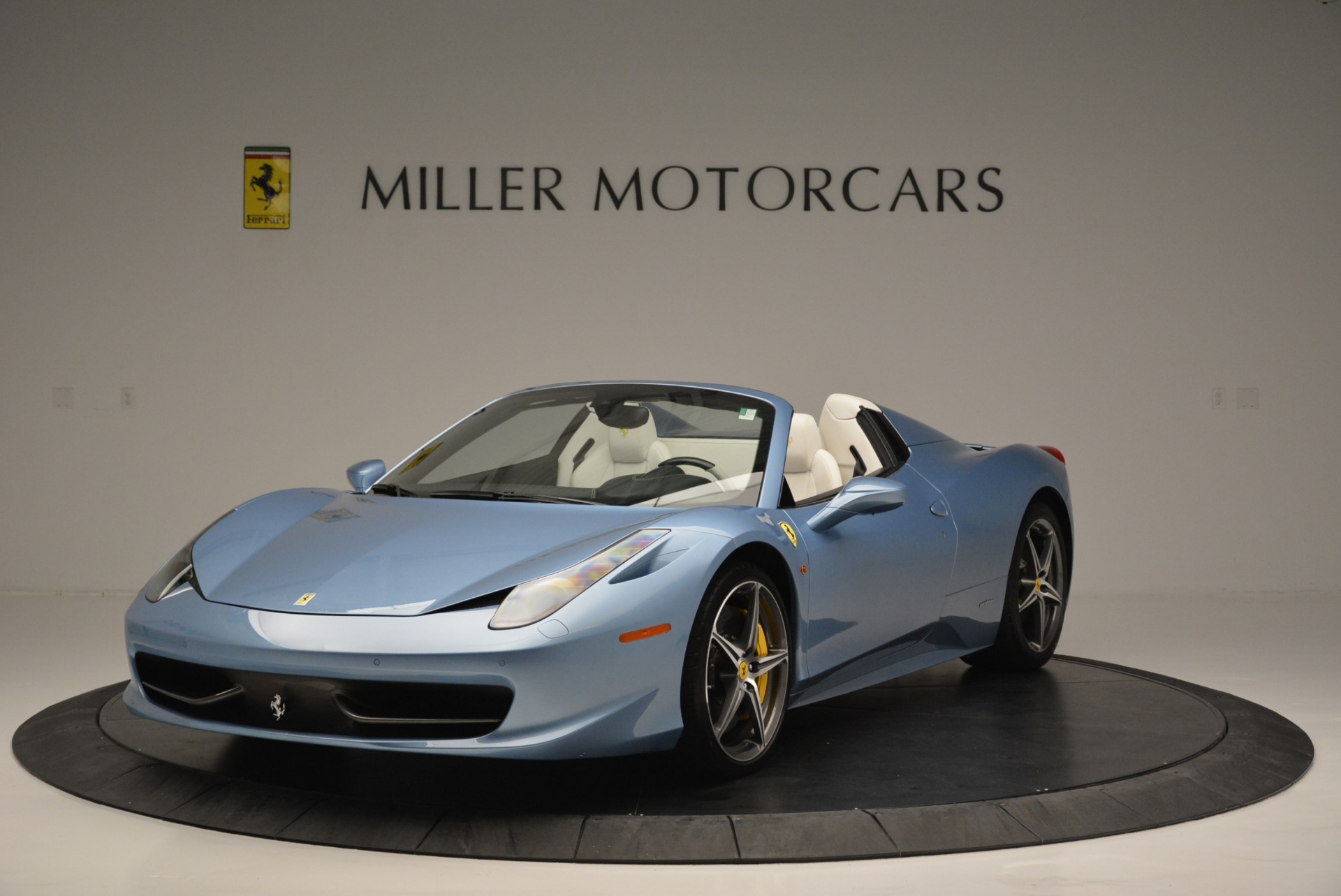 Used 2012 Ferrari 458 Spider for sale Sold at Alfa Romeo of Greenwich in Greenwich CT 06830 1