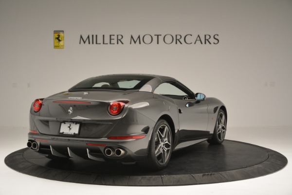 Used 2015 Ferrari California T for sale Sold at Alfa Romeo of Greenwich in Greenwich CT 06830 19