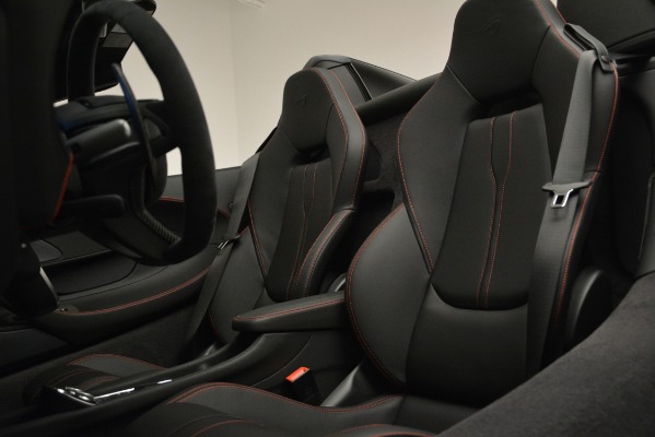 Used 2018 McLaren 570S Spider for sale Sold at Alfa Romeo of Greenwich in Greenwich CT 06830 25