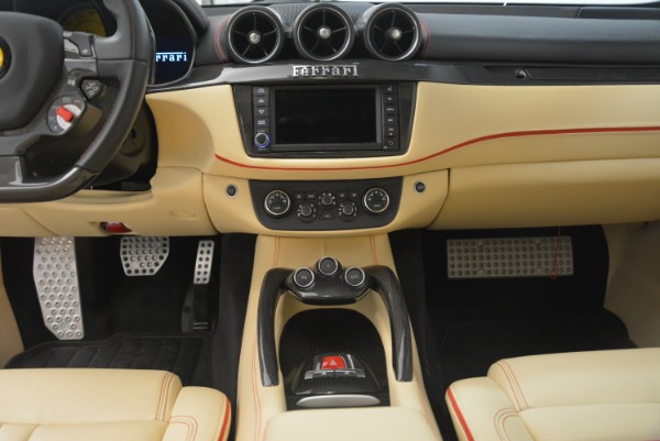 Used 2014 Ferrari FF for sale Sold at Alfa Romeo of Greenwich in Greenwich CT 06830 17
