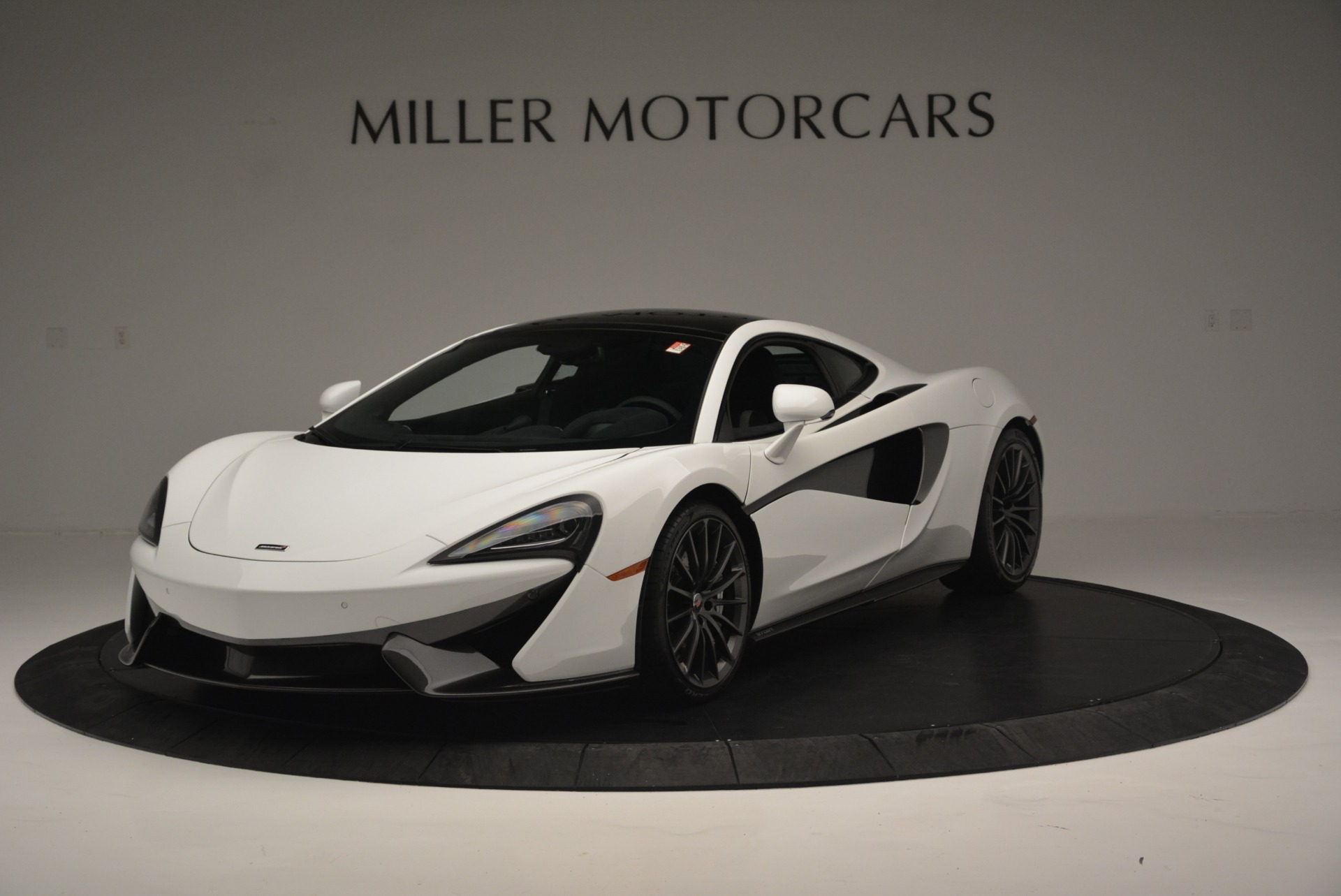 Used 2018 McLaren 570GT for sale Sold at Alfa Romeo of Greenwich in Greenwich CT 06830 1